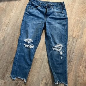 American Eagle Hi-rise Tomgirl Jeans
